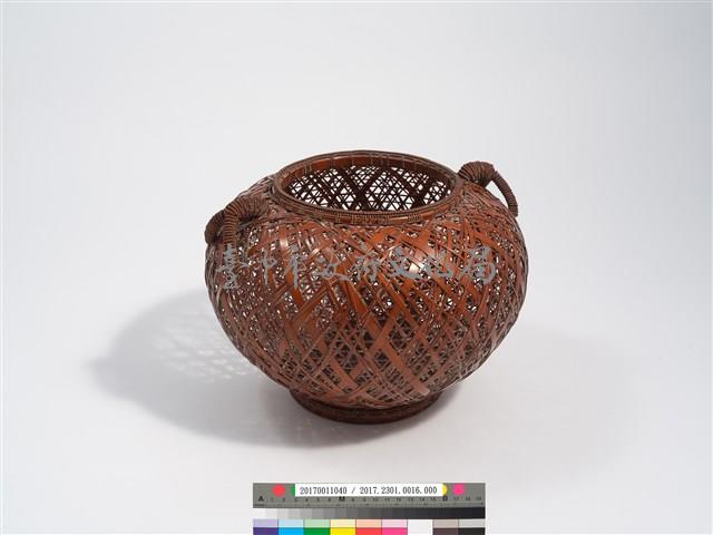 「林間」竹籐三角編交錯藏品圖，第2張