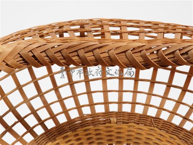 竹籐編格紋圓形掛花籃藏品圖，第9張