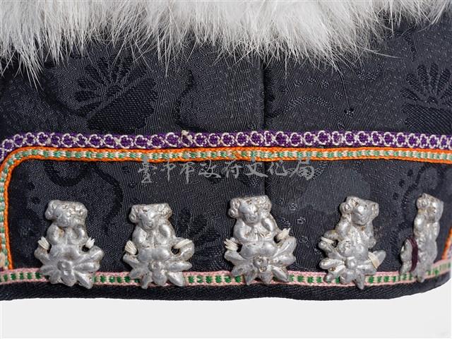 黑底繡花狀元帽藏品圖，第10張