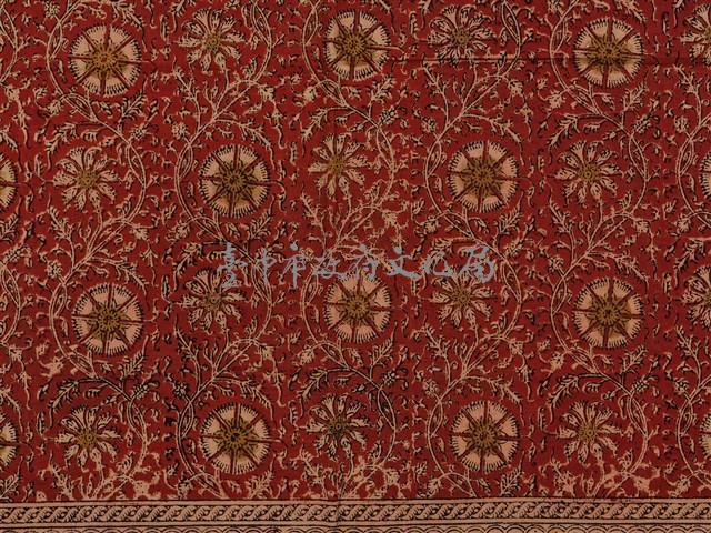 印度紅地團花紋方巾藏品圖，第8張