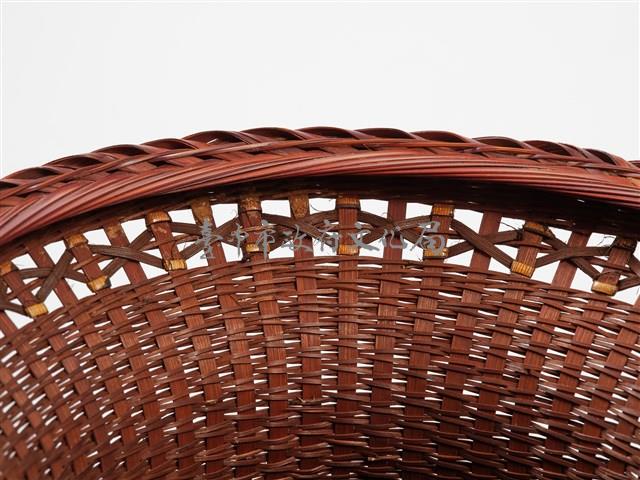 「亂中有緒」竹編玫瑰紋花器藏品圖，第8張