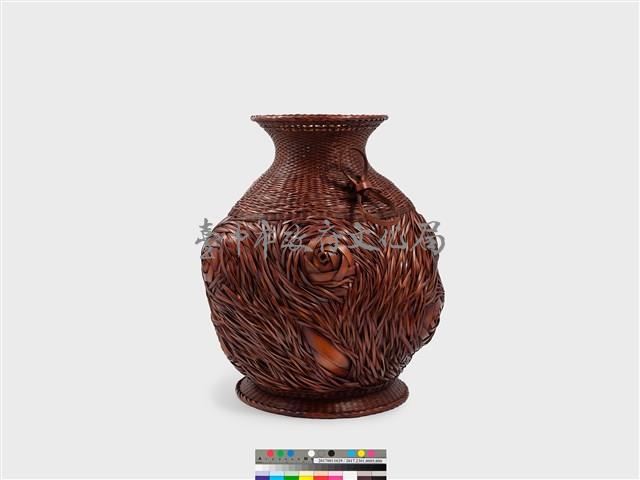 「亂中有緒」竹編玫瑰紋花器藏品圖，第4張