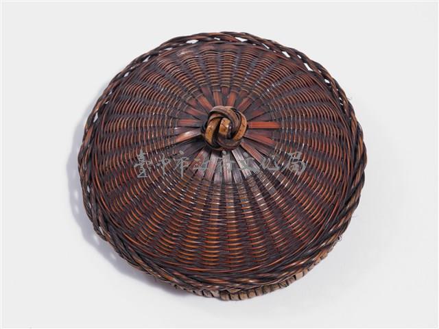 竹籐編之字紋心形有蓋甕藏品圖，第14張