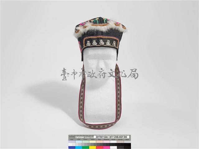 黑底繡花狀元帽藏品圖，第2張