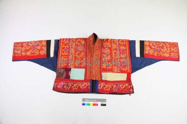 貴州安順苗族盛裝衣 藏品圖，第1張