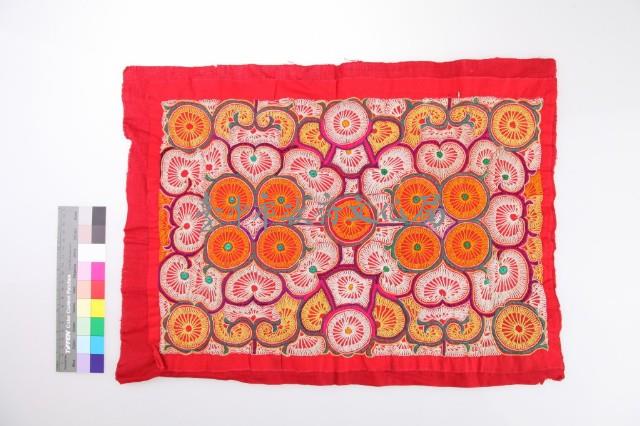 貴州普定苗族繡花片 藏品圖，第1張