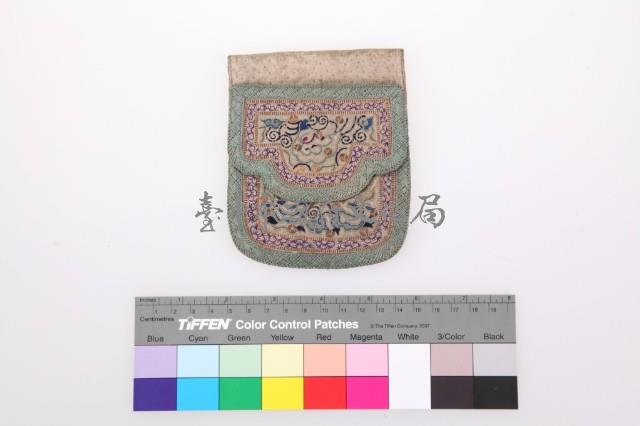 白地彩繡鳳凰紋單面方形荷包藏品圖，第1張