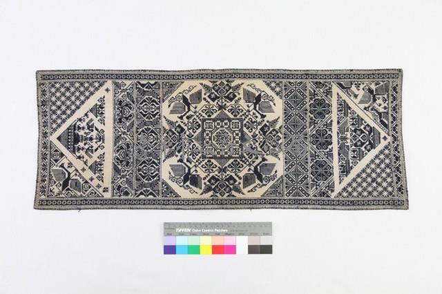 廣西三江侗族挑花鳥紋頭帕藏品圖，第1張