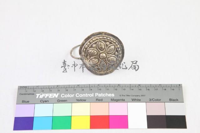 貴州丹寨苗族女盛裝-圓形髮飾藏品圖，第1張