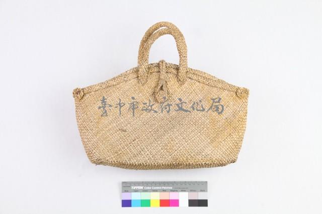 藺草編織長方底捲花扣鈕手提袋藏品圖，第1張
