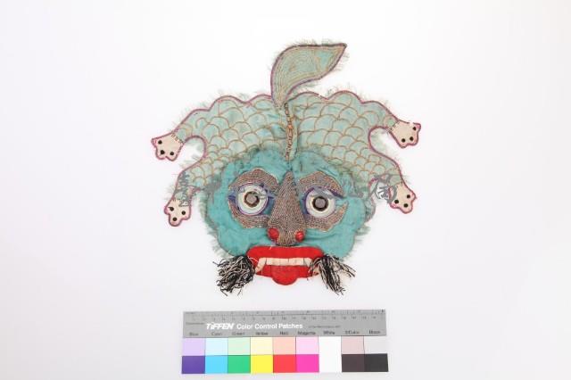 綠緞地虎形繡片藏品圖，第1張