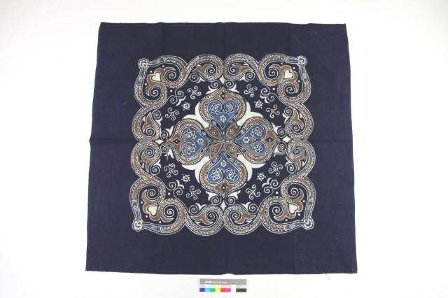貴州安順現代套色蠟染大方巾藏品圖，第1張