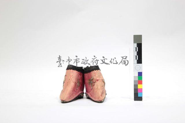 三寸金蓮藏品圖，第1張