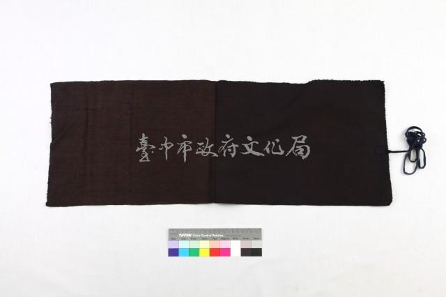 雲南文山壯族女盛裝-黑布藏品圖，第1張