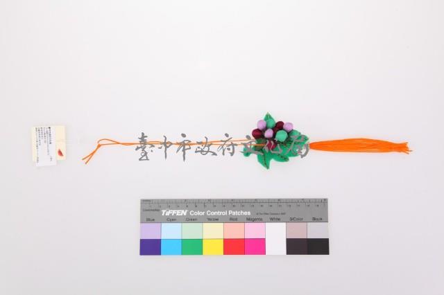 綠紫色緞布葡萄造型香包藏品圖，第1張