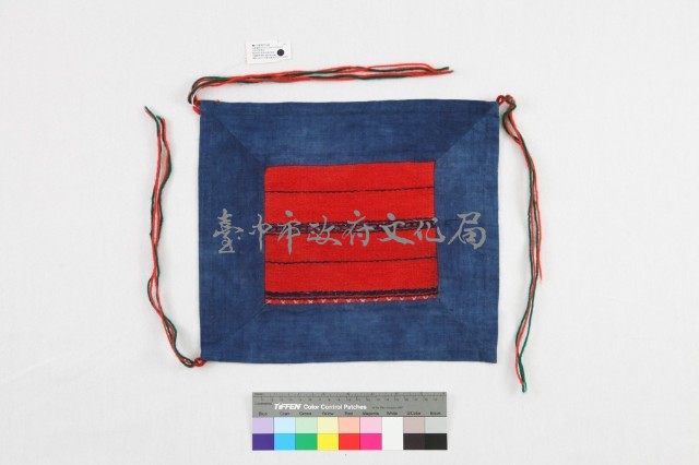 泰雅族提花胸兜 藏品圖，第1張
