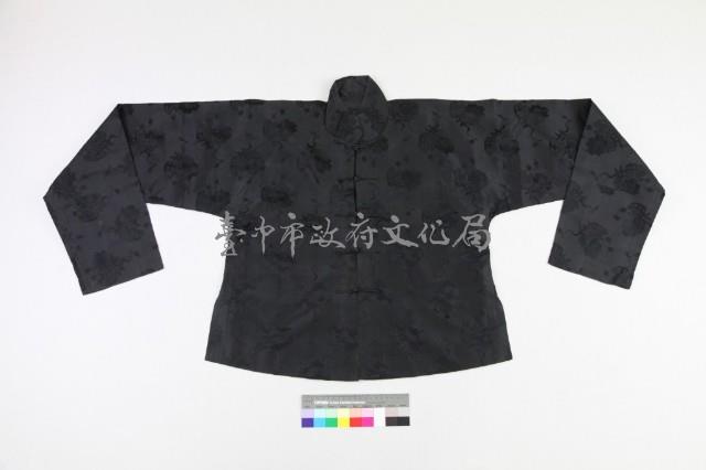 黑絲地花卉紋提花對襟馬褂藏品圖，第1張