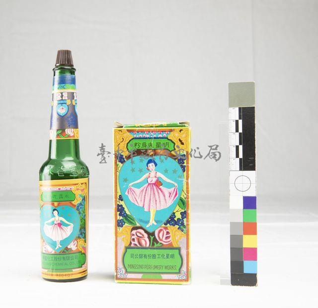 明星花露水藏品圖，第1張