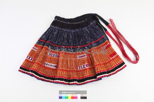 雲南金平苗族蠟染挑花百褶裙 藏品圖，第1張