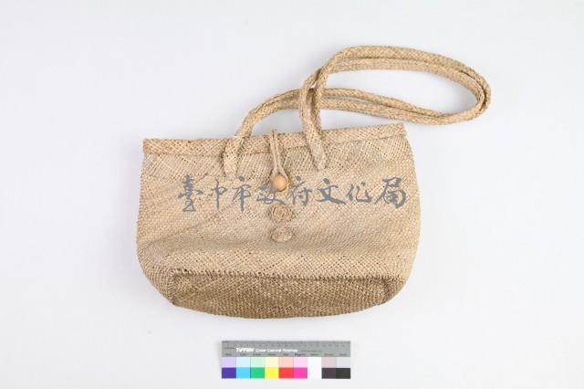 藺草編織長方底木質扣鈕手提袋藏品圖，第1張