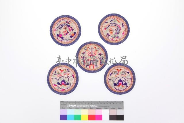 米白緞地彩繡客家看花組藏品圖，第1張