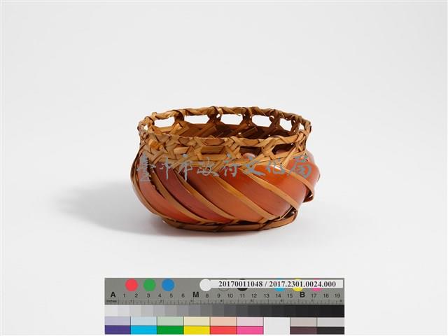 竹編斜紋橢圓形花器藏品圖，第5張