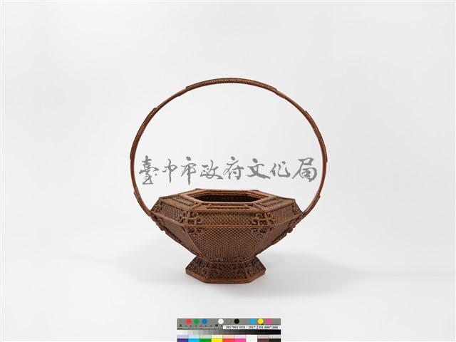 竹籐銅錢勾紋六角形掛花籃藏品圖，第3張