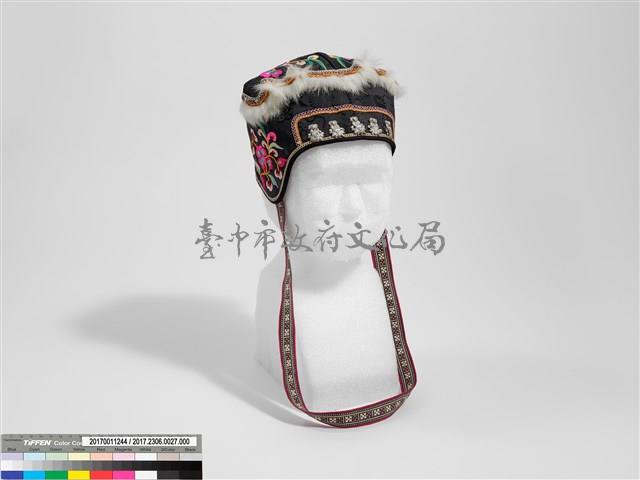 黑底繡花狀元帽藏品圖，第3張