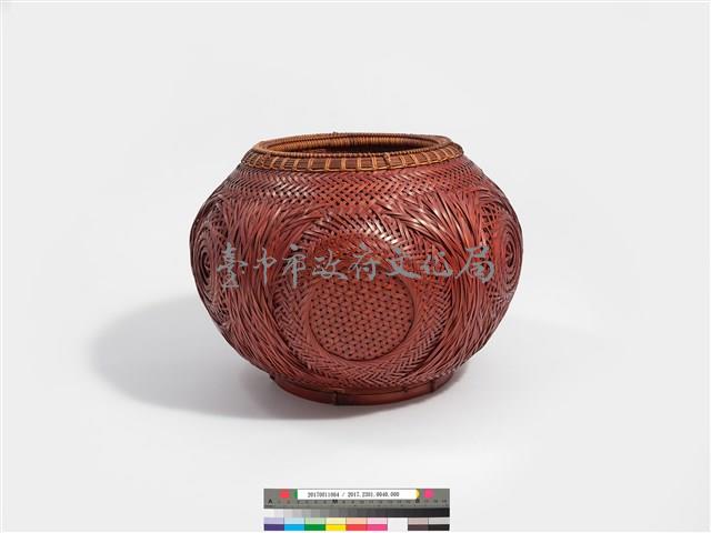 「六個圓」竹籐編交錯紋圓形花器藏品圖，第3張