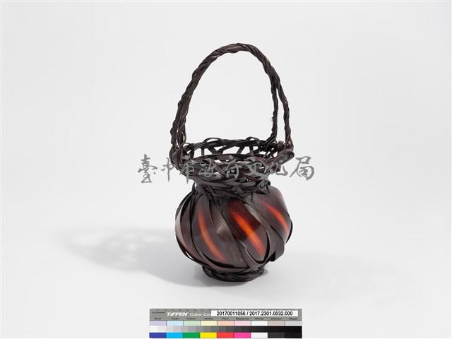 竹編八片斜紋圓形掛花籃 藏品圖，第3張