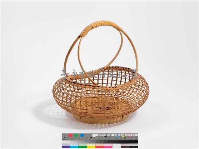 竹籐編格紋圓形掛花籃藏品圖，第3張