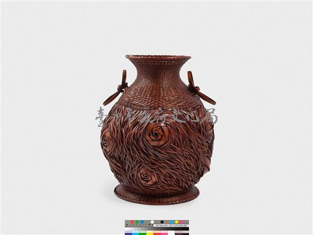 「亂中有緒」竹編玫瑰紋花器藏品圖，第3張