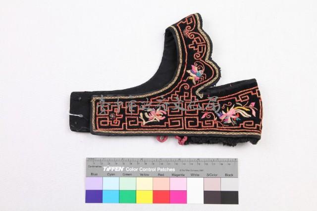 黑絨地盤金彩繡回紋鳳蝶佛手圖短圈藏品圖，第2張