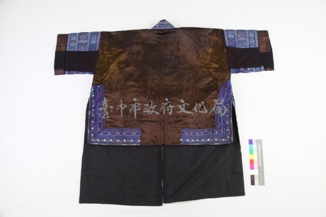 貴州台江苗族堆花盛裝藏品圖，第2張