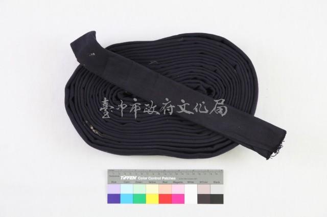 雲南建水苗族女盛裝-盤頭巾藏品圖，第2張