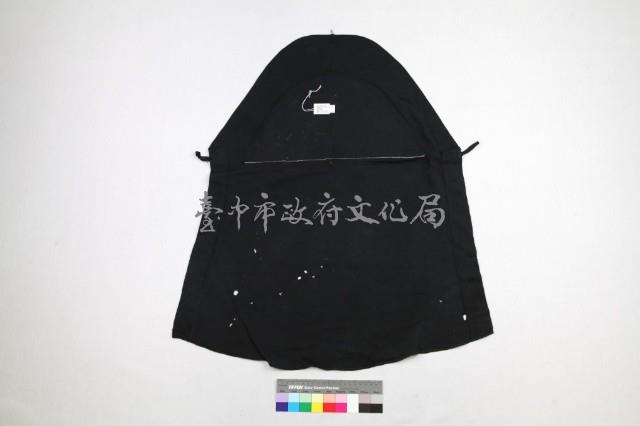 繡花女子胸兜藏品圖，第2張