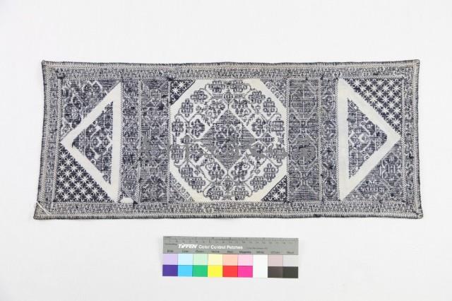 廣西三江侗族挑花鳥紋頭帕 藏品圖，第2張