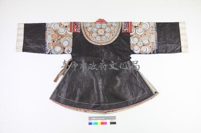 貴州丹寨苗族女盛裝上衣藏品圖，第2張