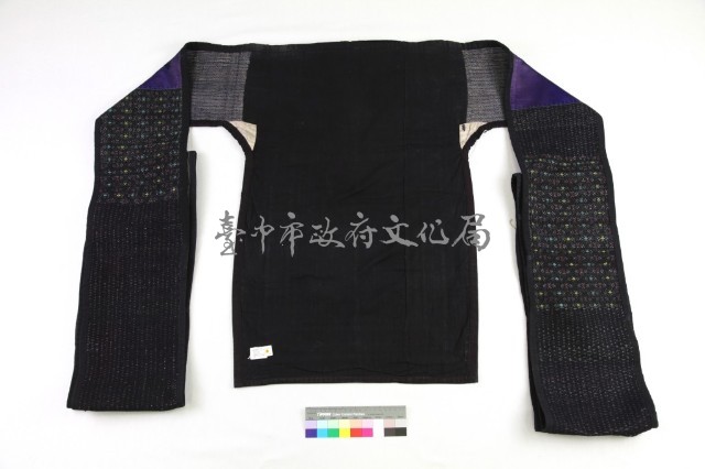 貴州貞豐苗族揹扇藏品圖，第2張