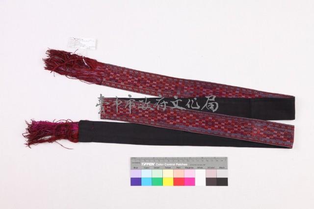 彩織女盛裝花腰帶藏品圖，第2張