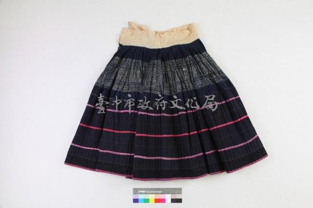 貴州納雍、織金、雲南普定交界一帶苗族女盛裝-百褶裙藏品圖，第2張