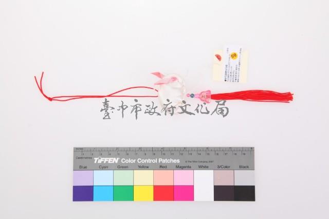 白緞布兔子造型香包藏品圖，第2張