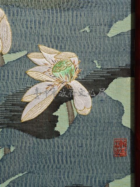 織繡荷花與草書〈臨江仙〉雙面立屏藏品圖，第23張