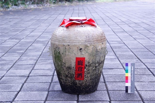 鹿茸酒酒甕藏品圖，第1張