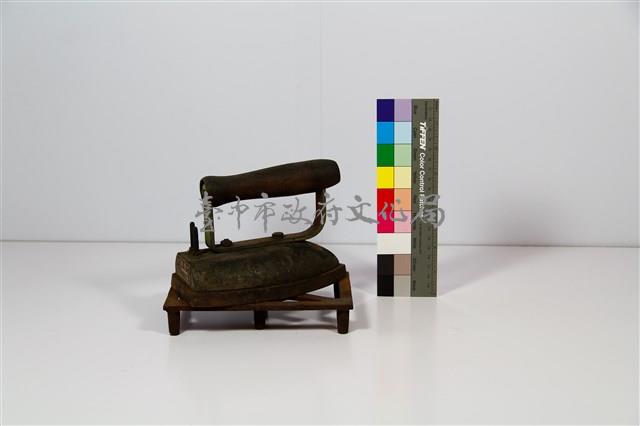 熨斗藏品圖，第1張