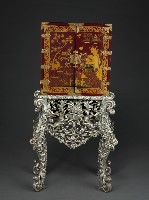 英國查理二世時期日式朱漆木櫃藏品圖，第5張