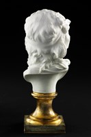 Bust of Suzon Collection Image, Figure 5, Total 15 Figures