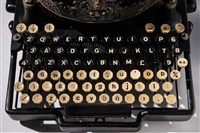 哥倫比亞鎖臂式4號打字機藏品圖，第3張