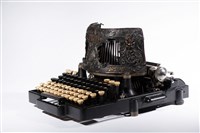 哥倫比亞鎖臂式4號打字機藏品圖，第4張