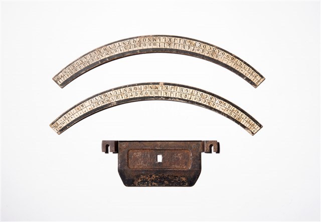 Guhl & Harbeck Kosmopolit Typewriter Collection Image, Figure 16, Total 16 Figures